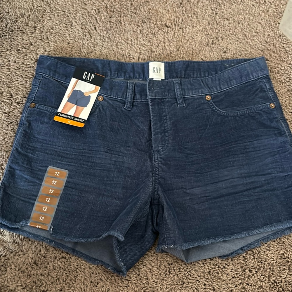 NWT GAP Corduroy shorts